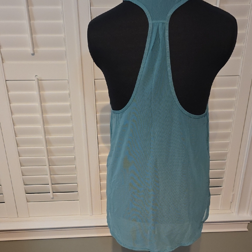 Lululemon Racerback Mesh Top - Picture 2 of 3